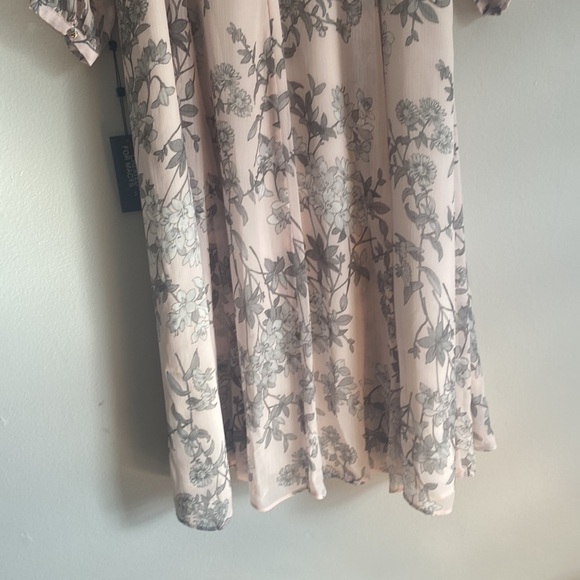 NWT Floral Tommy Hilfiger Dress - Picture 5 of 6